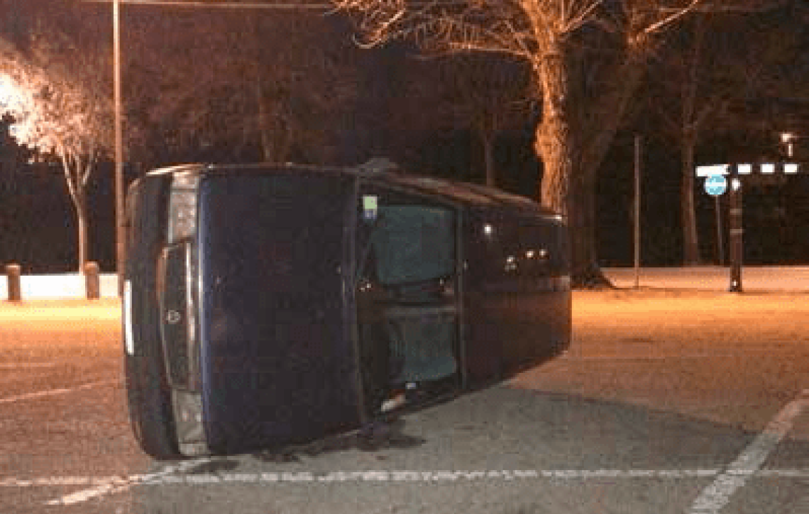auto rovesciata monselice