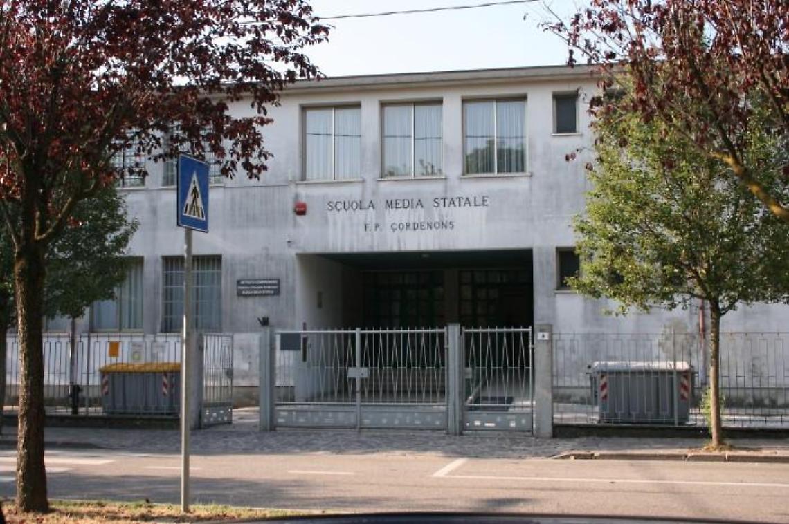 60[1]. scuola Media statale sm di sala