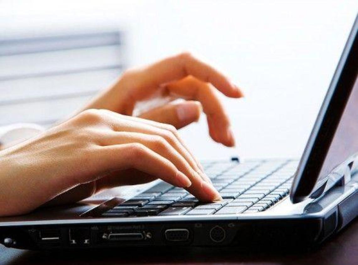 persona al computer