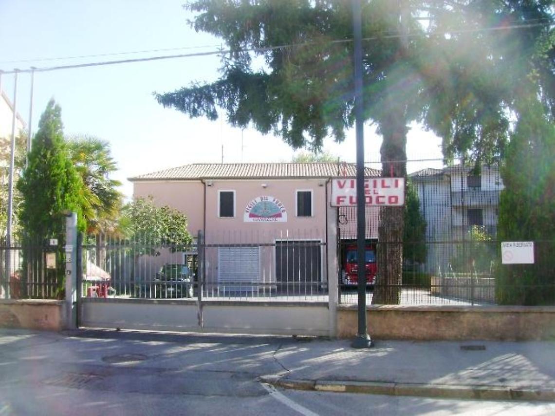 caserma vigili fuoco pompieri cavarzere