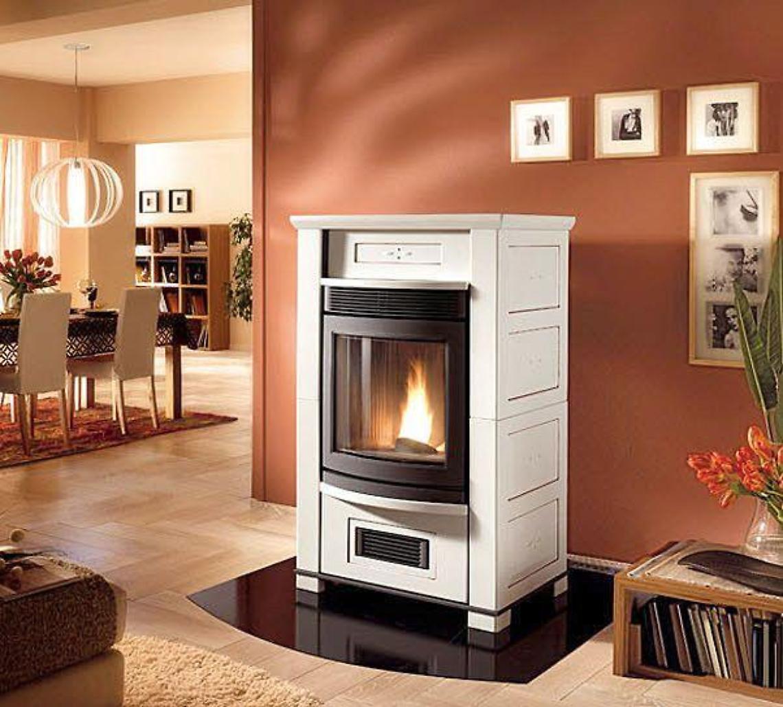 Conto Termico 2025, come ottenere fino al 65% di rimborso per stufe a pellet e legna