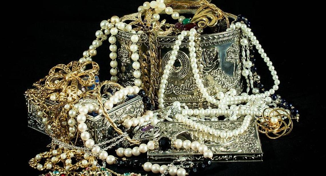 jewels-396441_960_720