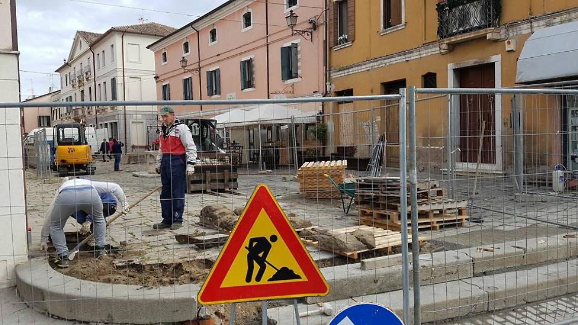 piazza oberdan lavori