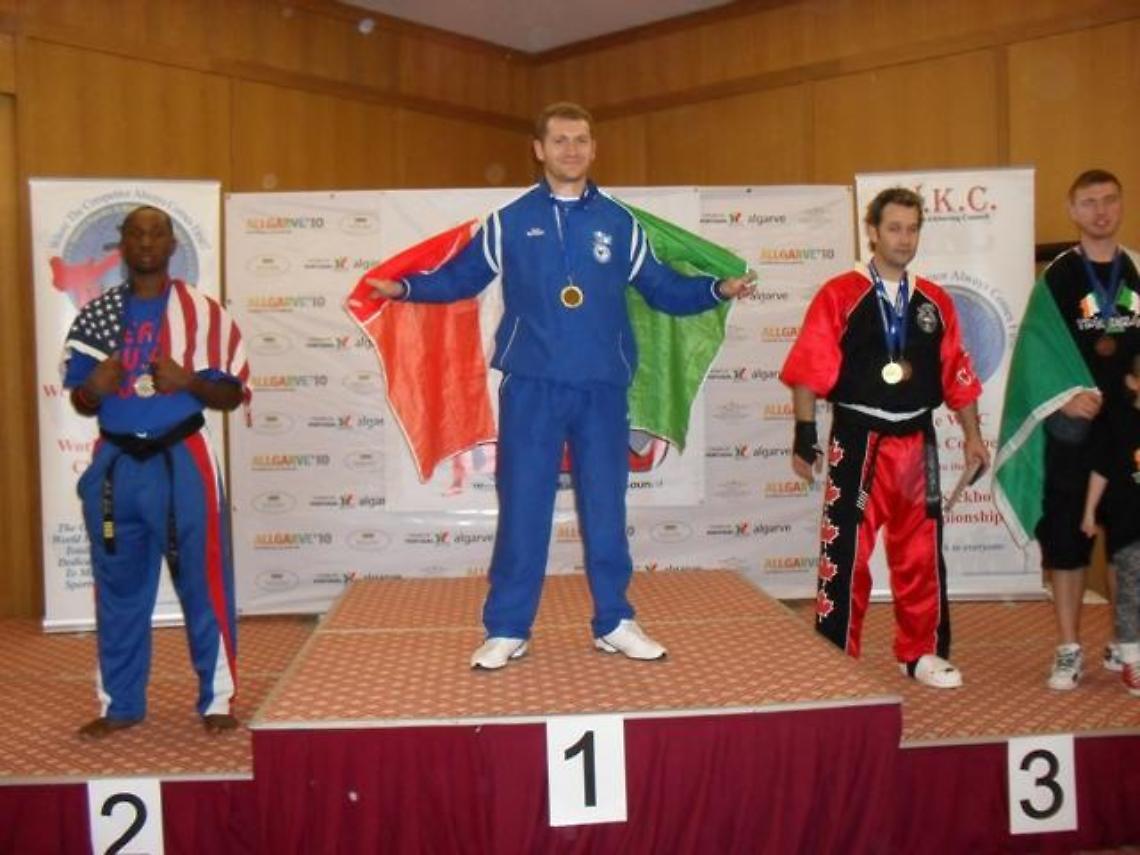Area Sport foto Alessandro Vangelista riceve oro mondiale nel 2010