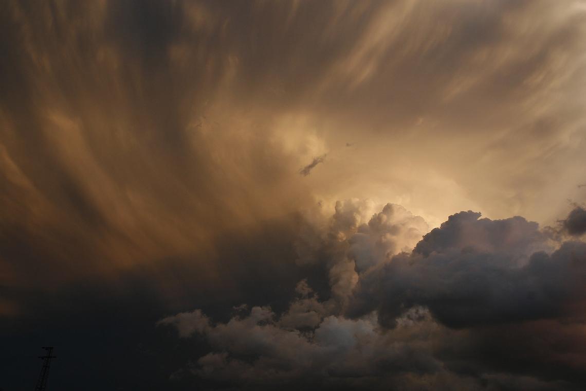 bad-weather-2772933_1920