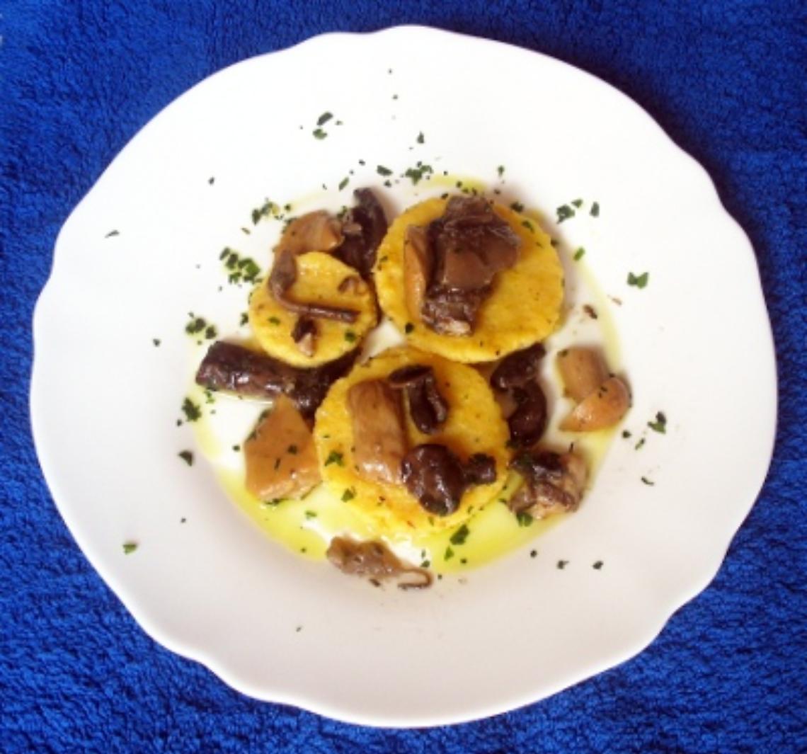 primo piatto salsa funghi
