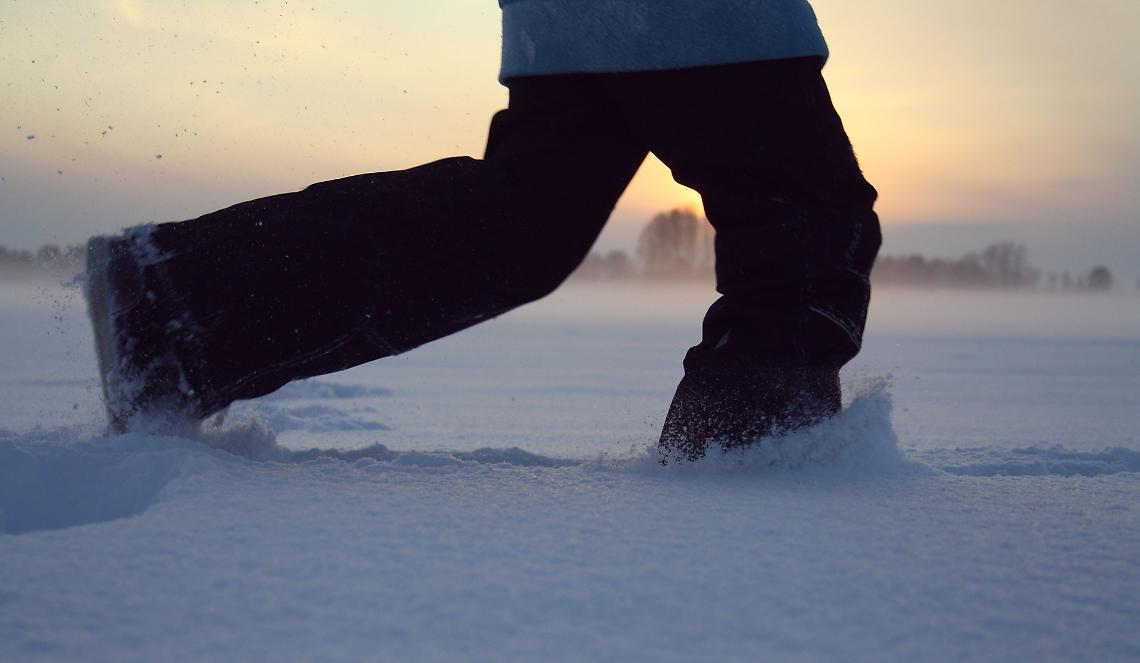 walking-1283978_1920