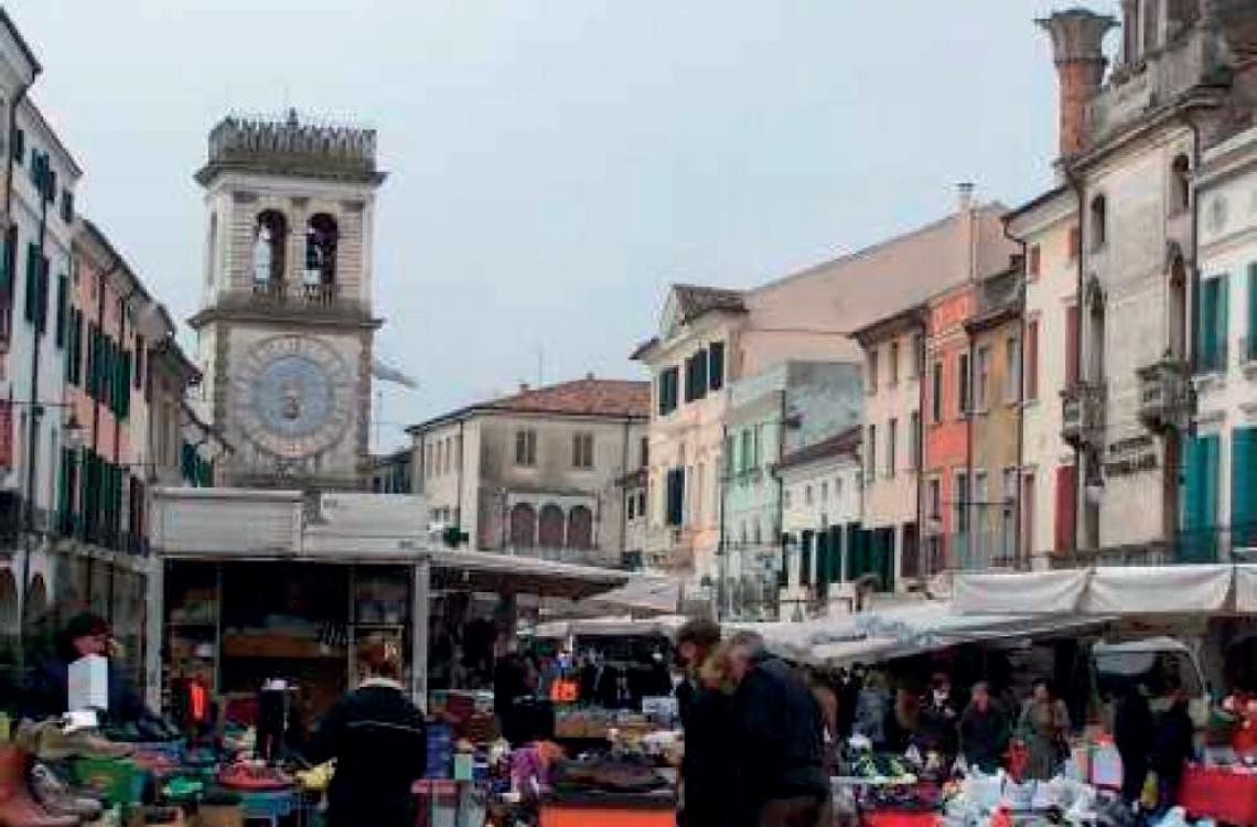 mercato este