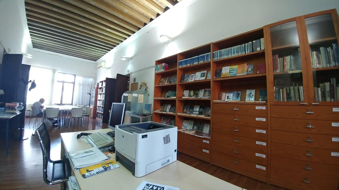 biblioteca noale