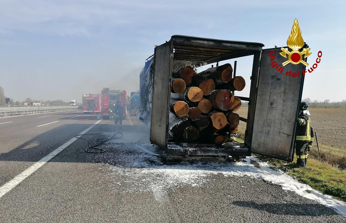 A4 grisignano camion tronchi 004