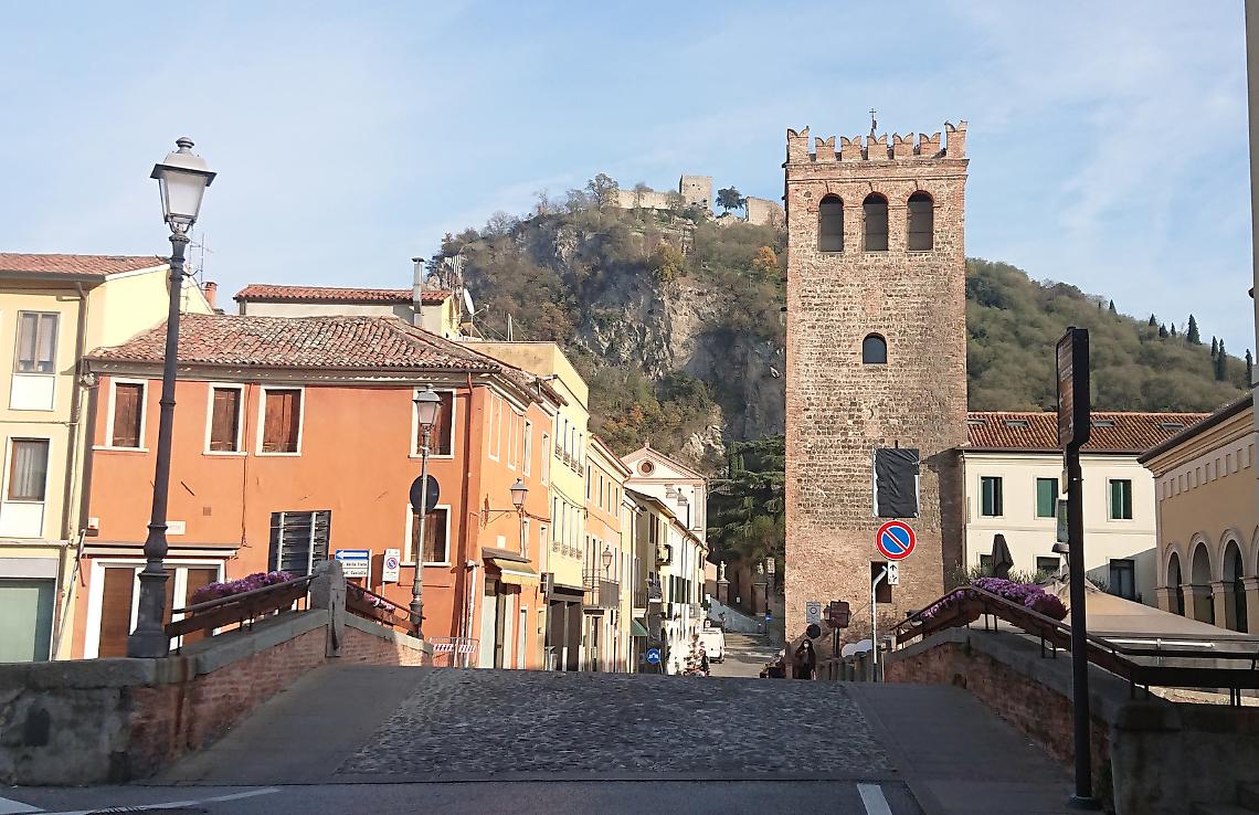 Monselice - veduta su rocca dal ponte2