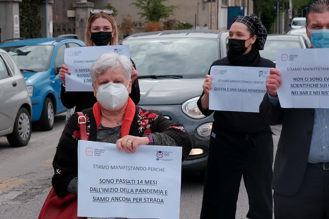 Padova: la protesta dei ristoratori, «fermeremo il traffico»