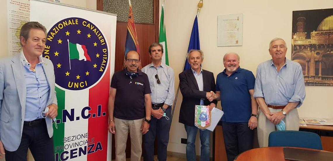 Ipab minori consegna soldi Unci