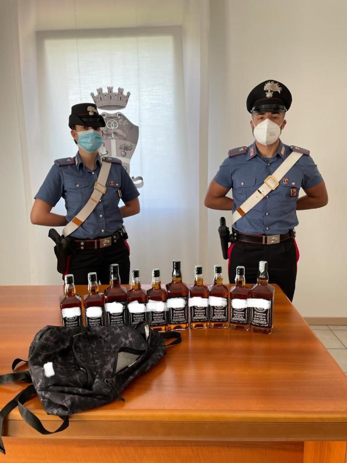 superalcolici rubati carabinieri Montecchio Maggiore