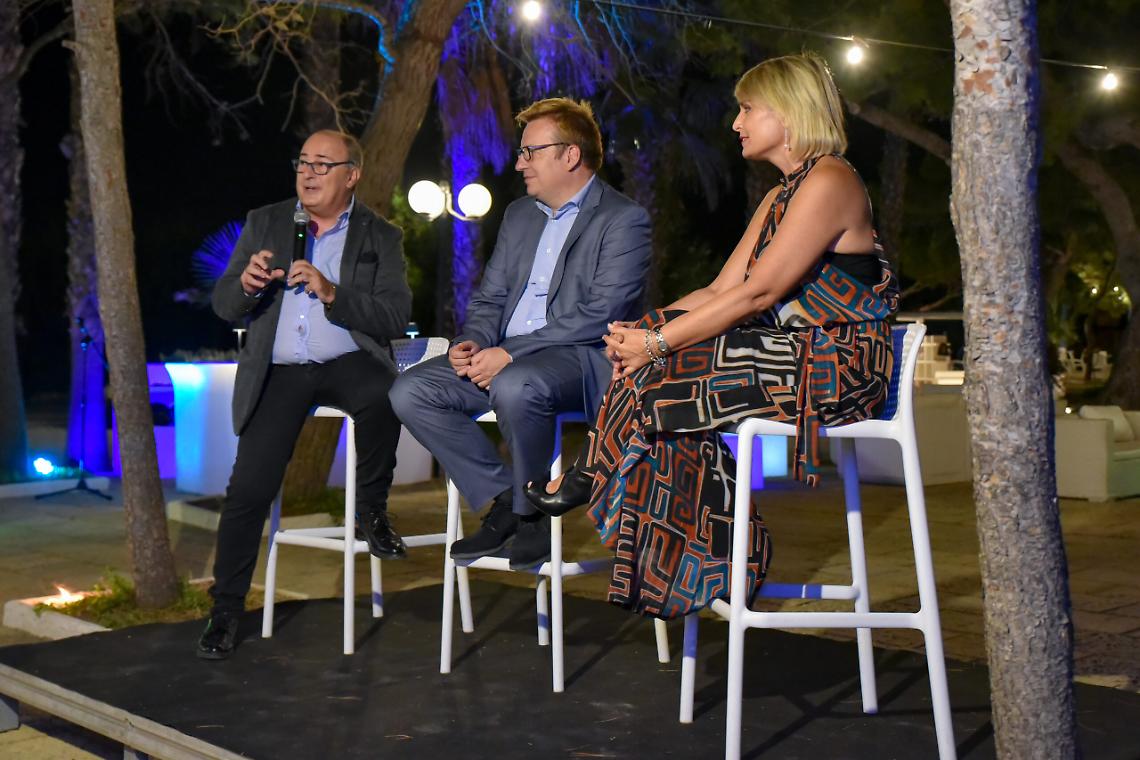 Convegno 'La ricerca e vita' con il d ott. Cecinati e la dott.ssa Viola