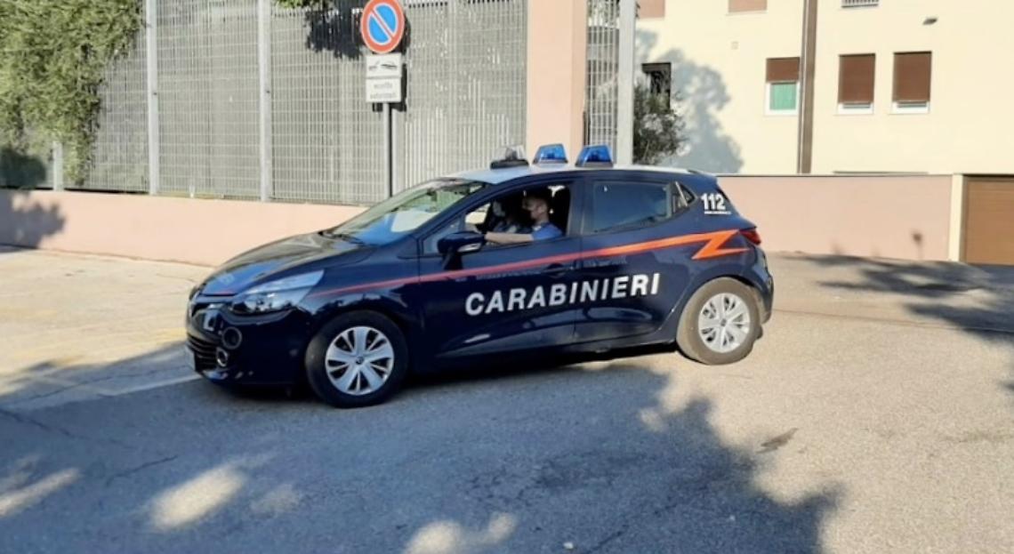clio dei carabinieri di trissino
