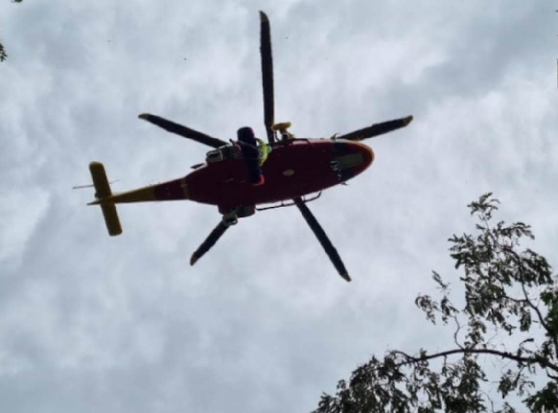 Scontro tra Vespa e auto a Pederobba: ferito trasportato in elicottero al Ca’ Foncello