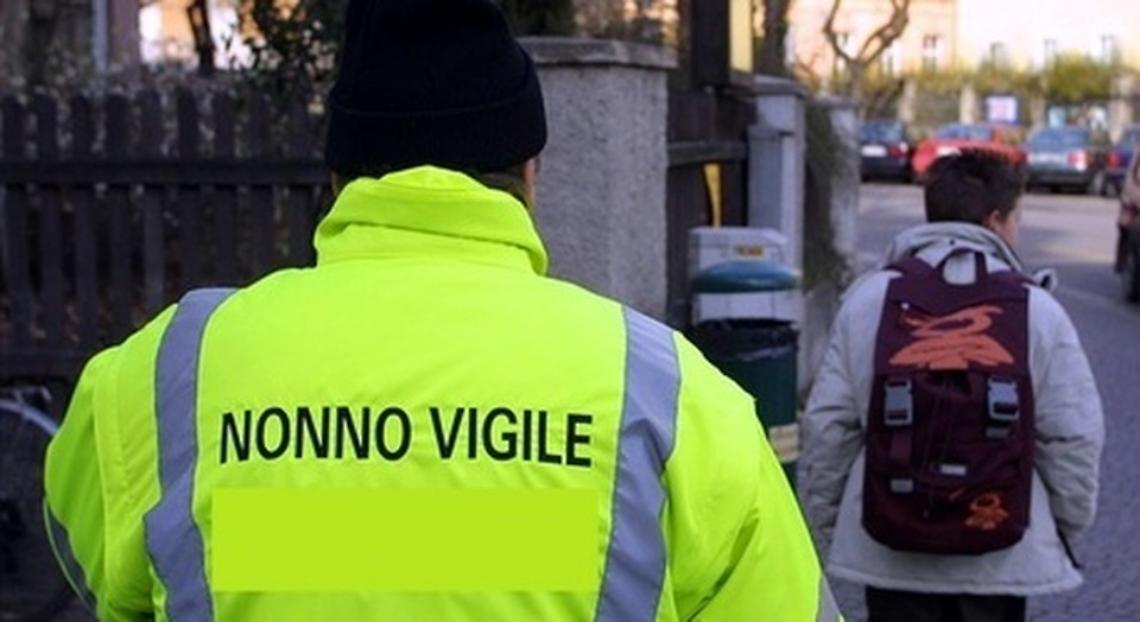 nonno-vigile-nonni-vigili