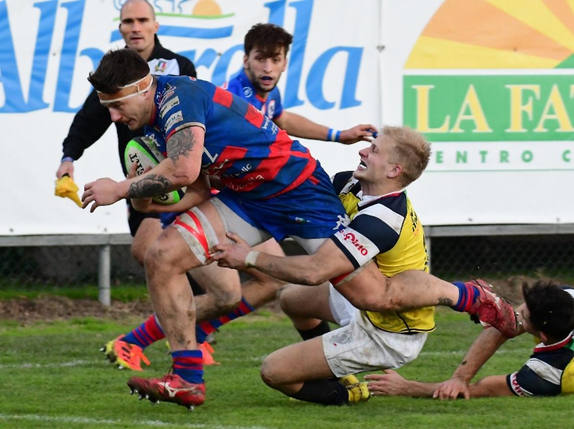 Un placcaggio del Mogliano