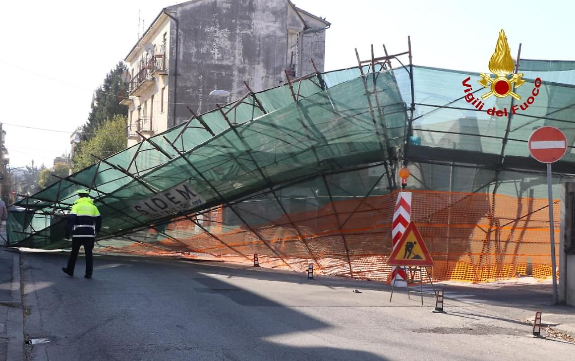 Vicenza vento forte vigili del fuoco