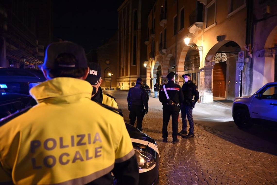 controlli piazza delle Poste