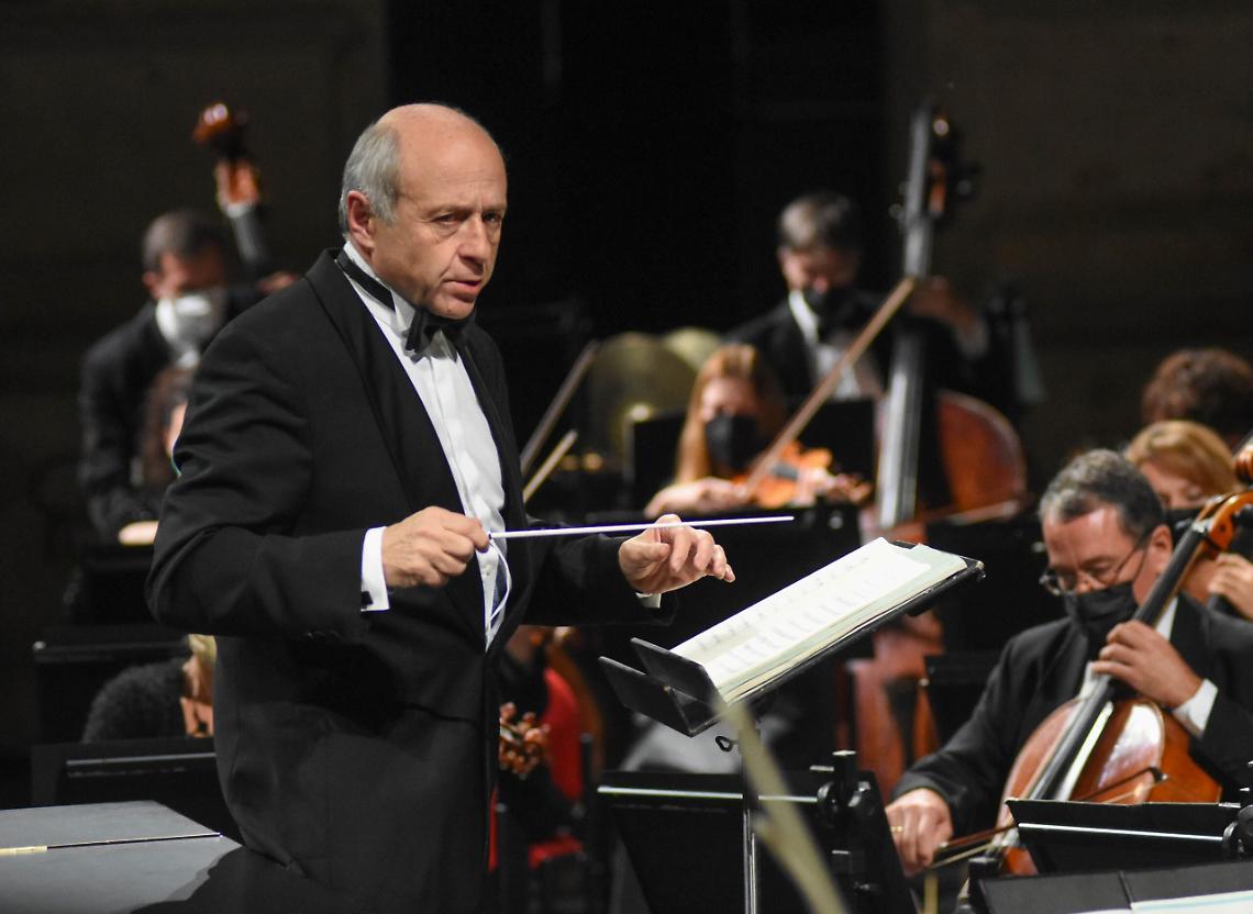 Ivan Fischer dirige