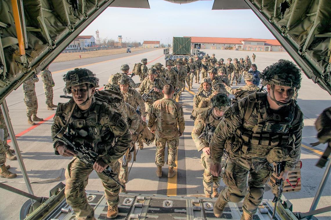 Parà Usa da Aviano in Lituania