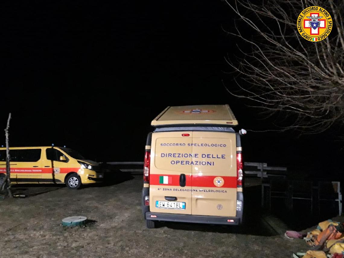 Schio speleologo bloccato in grotta 1