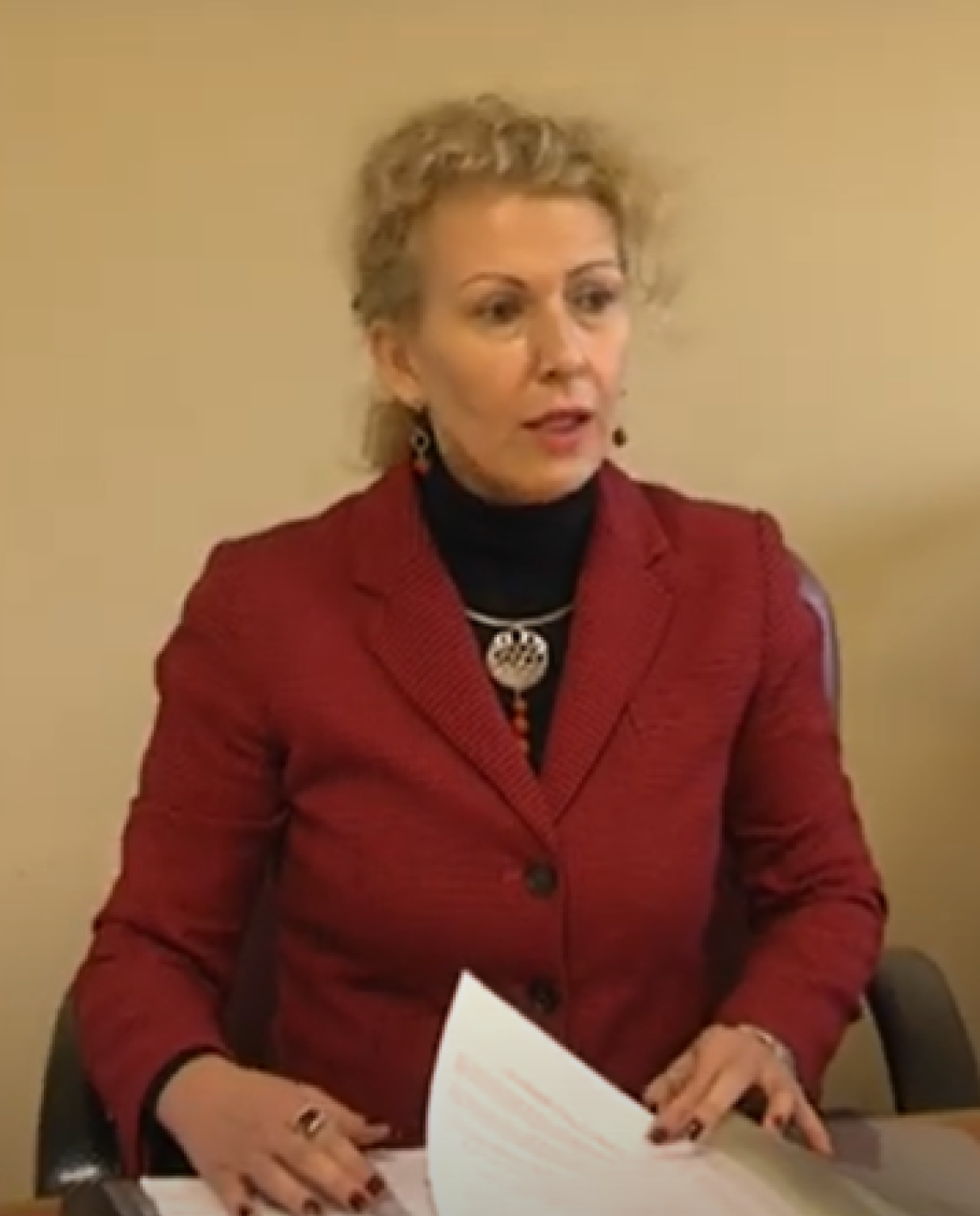 Nicoletta Morbioli seduta