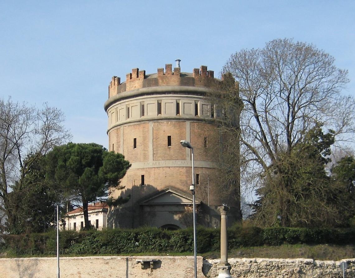Torrione della Gatta_Mura vive_esterno