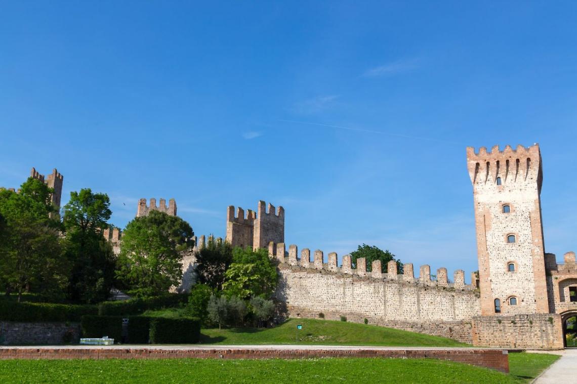 mura-castello-este