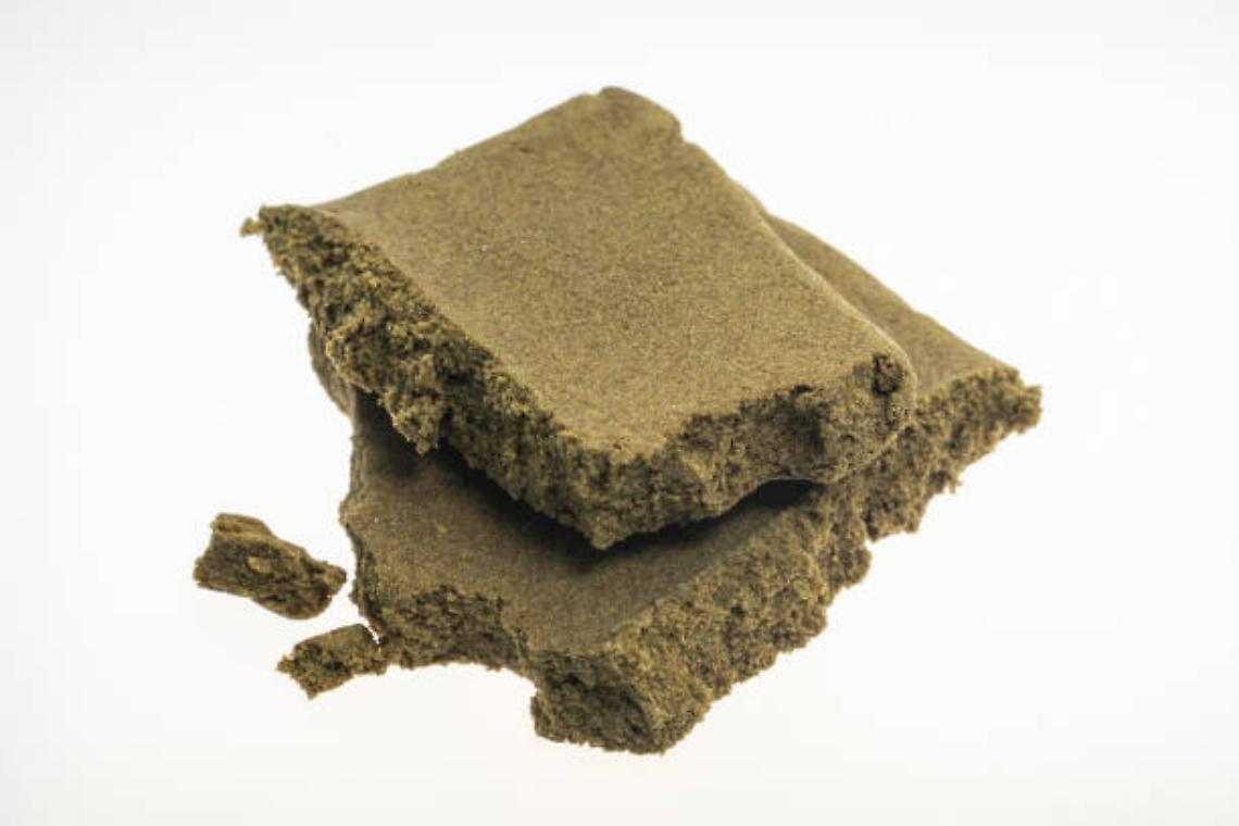 Blitz anti-droga a Merlara: denunciato un 39enne per spaccio di hashish