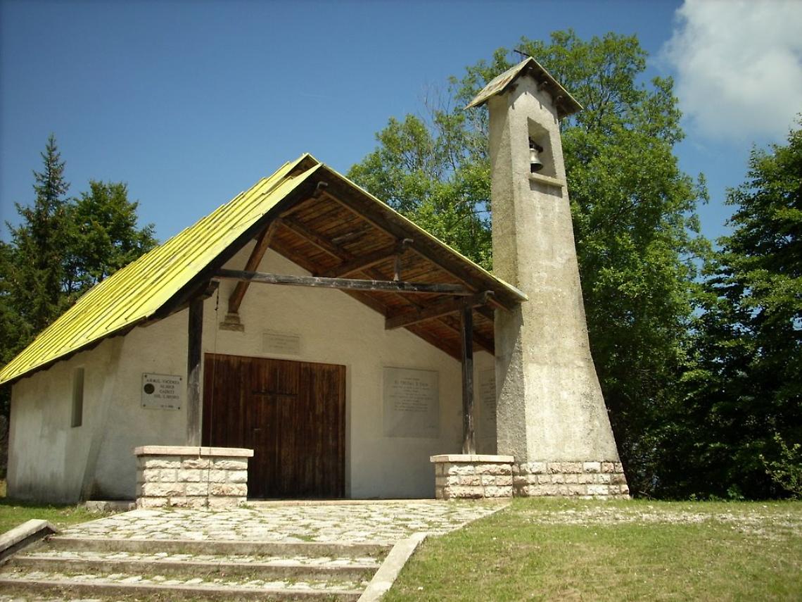 Restele chiesetta sul passo Restele