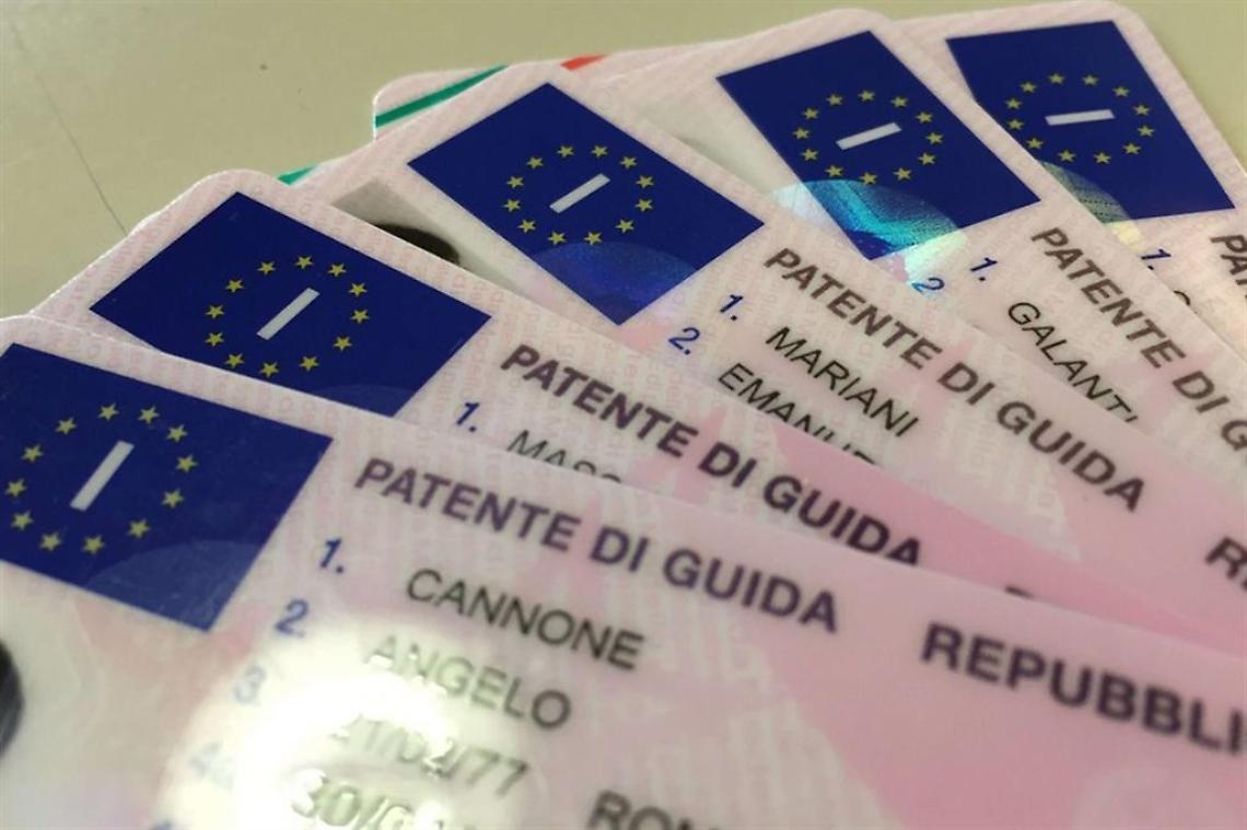Patente di guida per persone con diabete: dal Sen. De Poli un ddl per semplificare le procedure