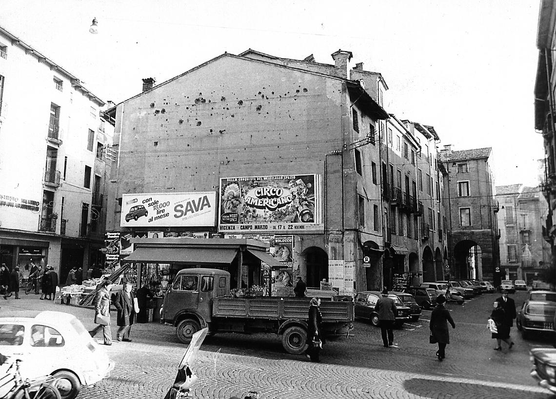 Piazza delle Poste vecchia