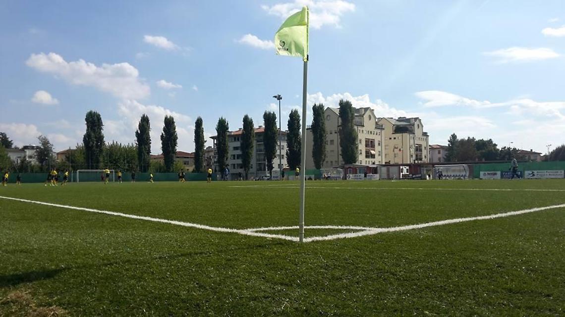 via gagliardotti campo di calcio