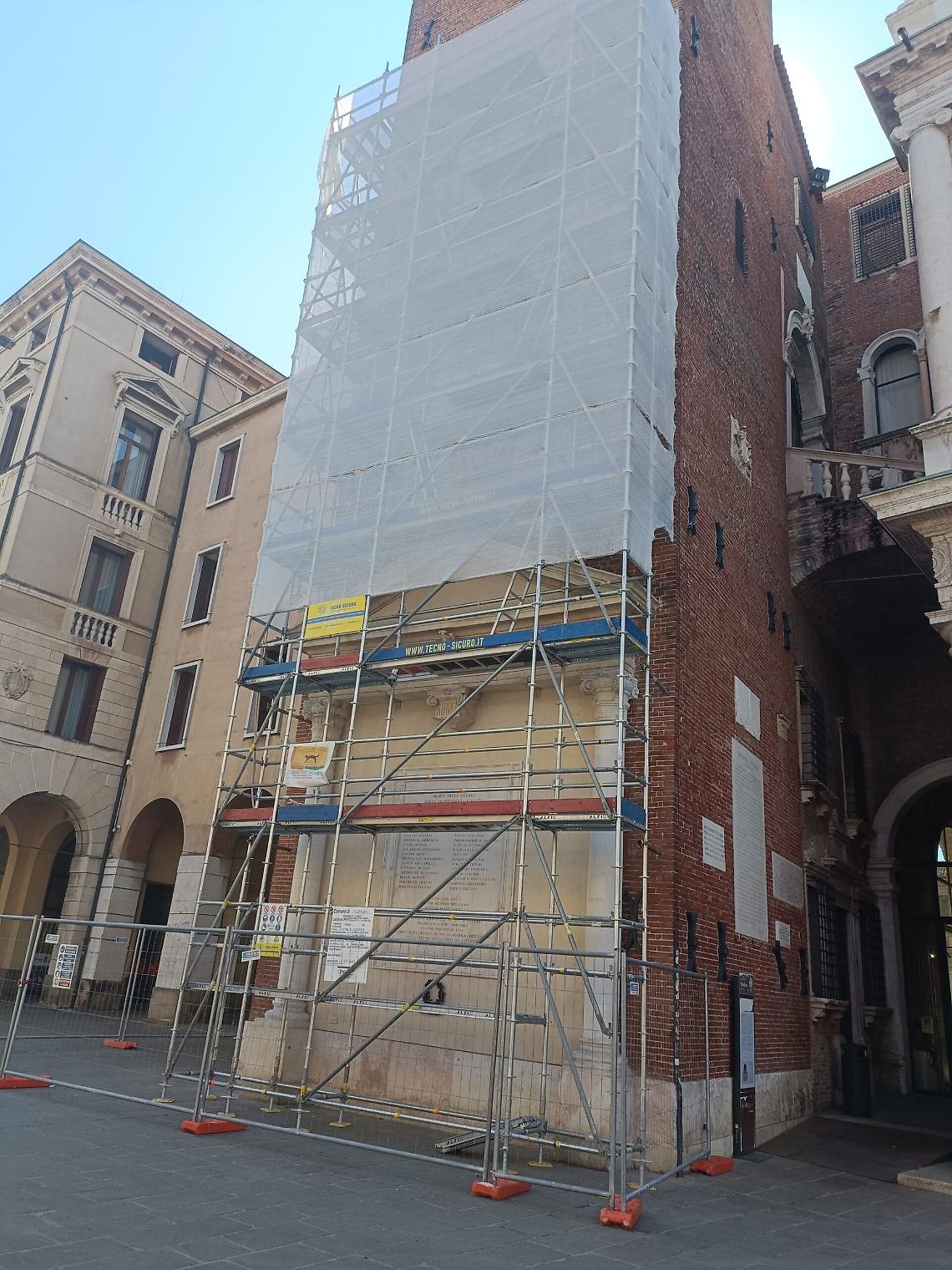 Torre Bissara piazza dei Signori lavori