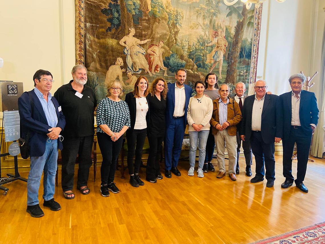 foto con delegazione donne iraniane