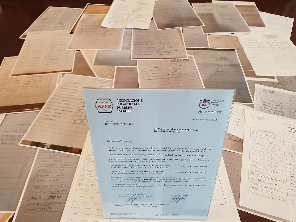 foto lettera e firme raccolte