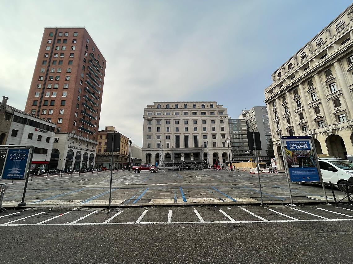 Piazza Insurrezione_1