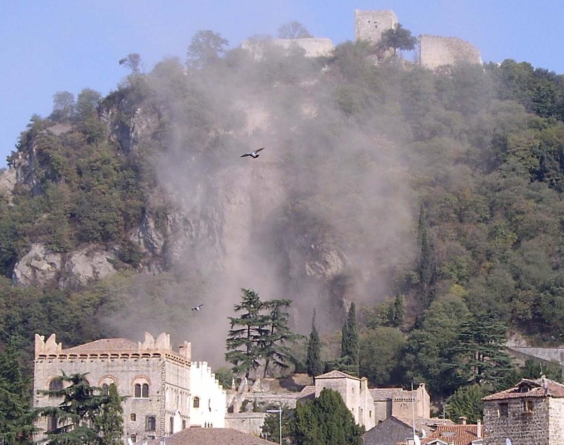 mons ascensore1