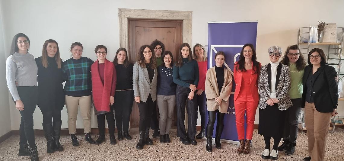 10 ap foto di gruppo donne Villa Querini