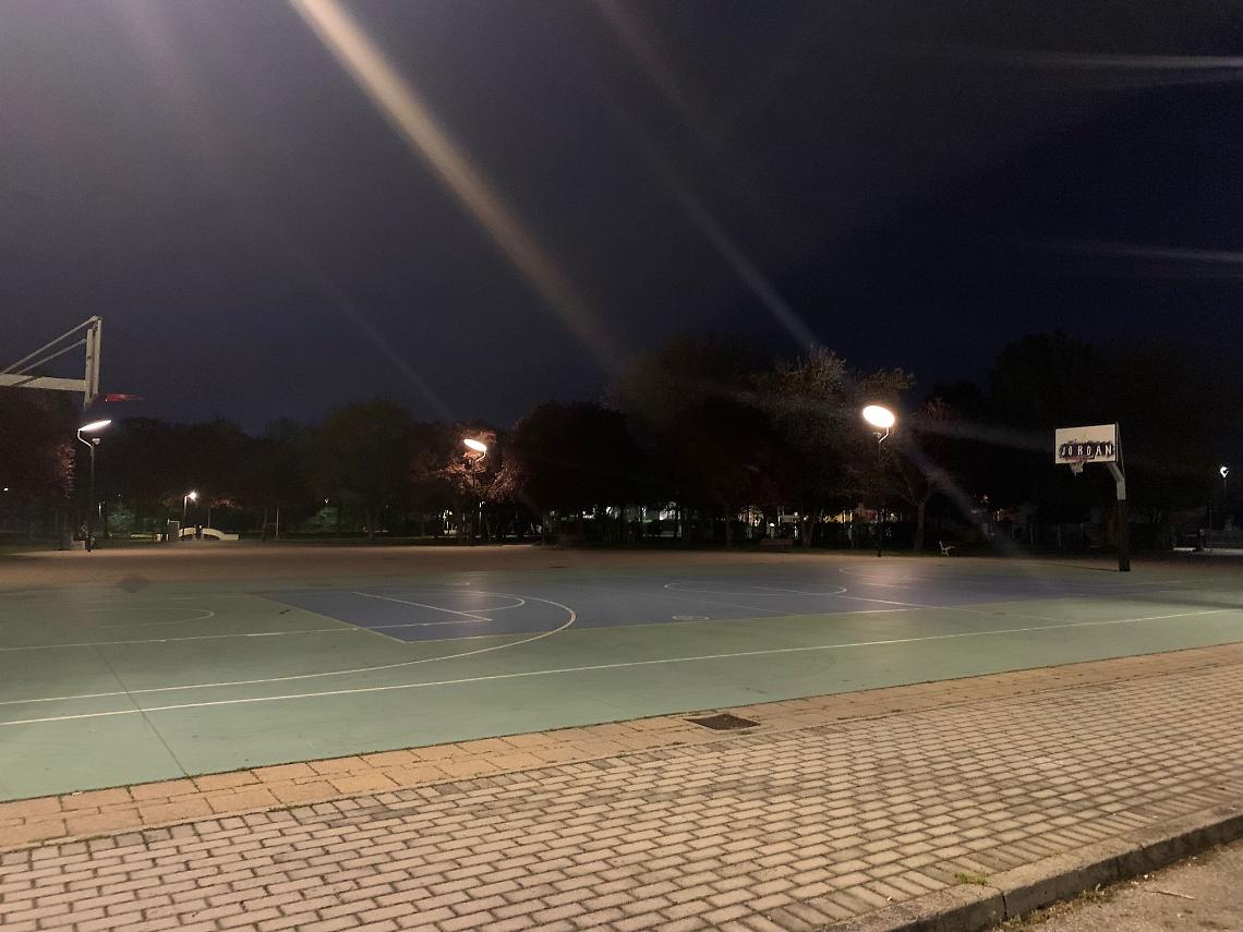 Nuova illuminazione campo basket Mostar