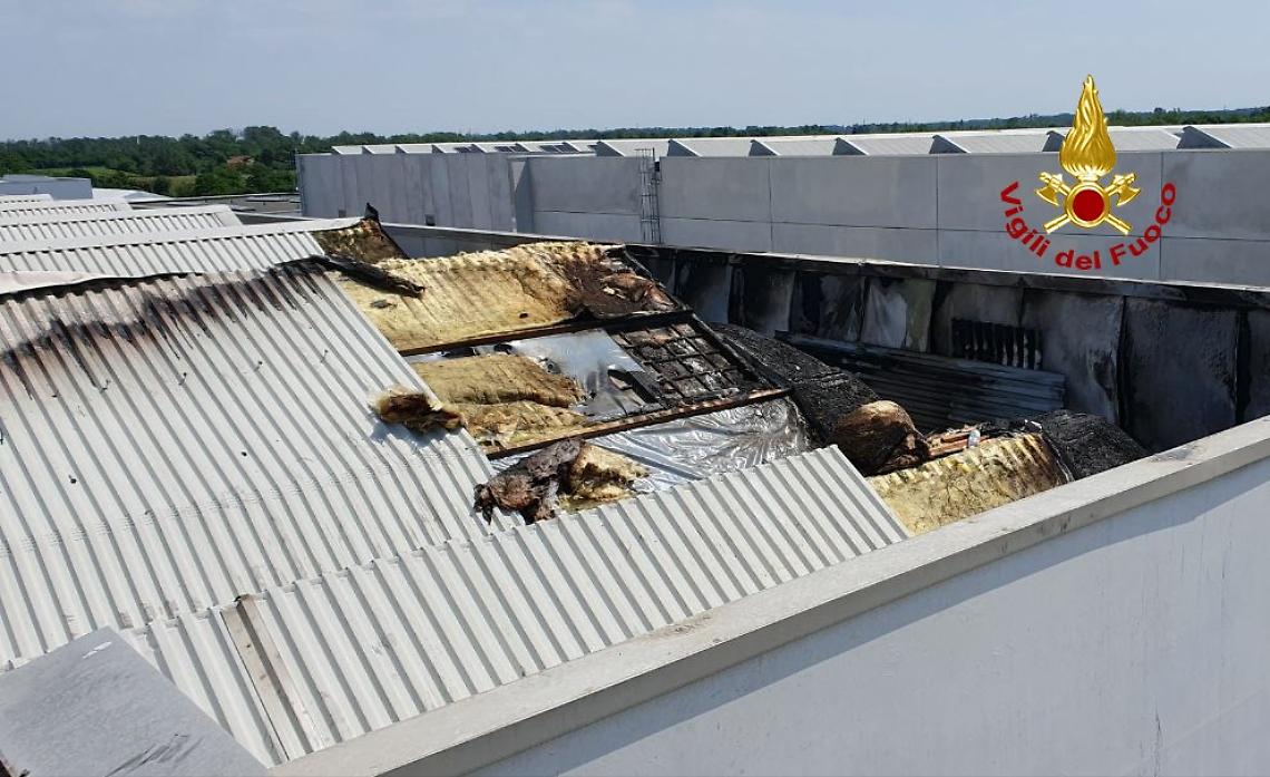 Maserada sul Piave incendio (1)