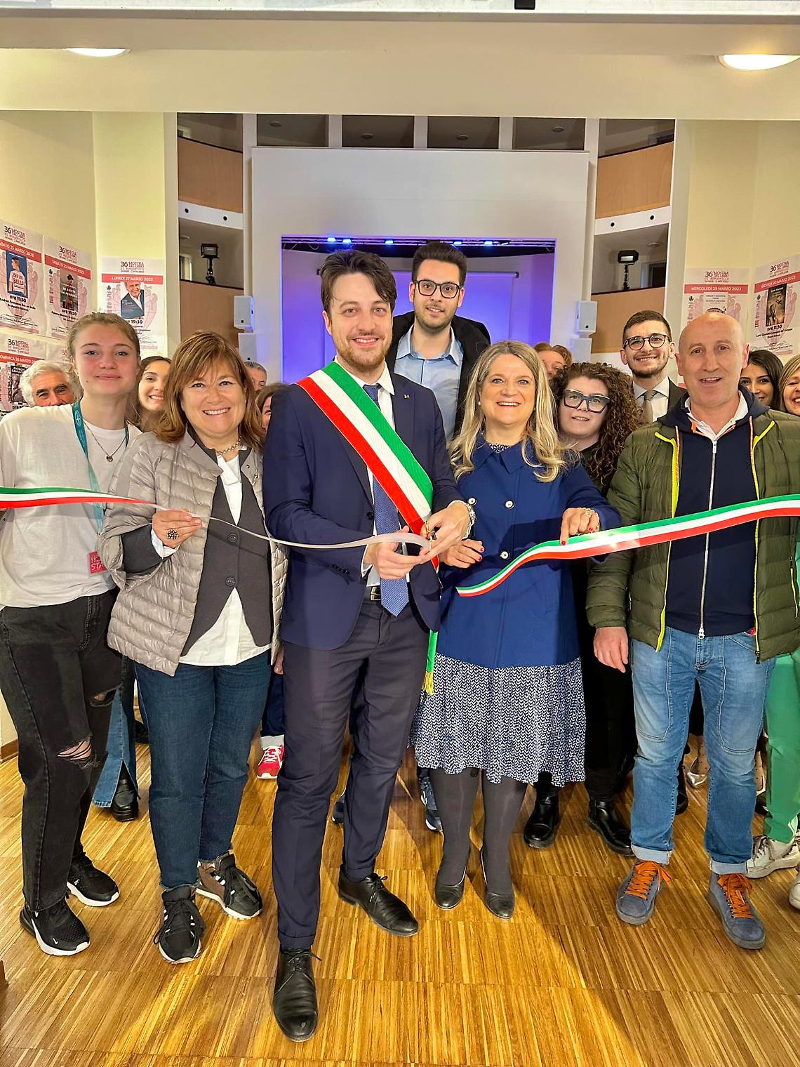 foto per tbl_ Il sindaco Stefani con la presidente della Commissione Cultura della Regione Scatto e l'assessore alla Cultura Franchin