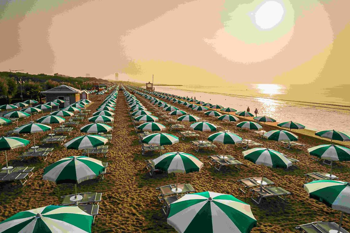 spiaggia_ombrelloni (002)
