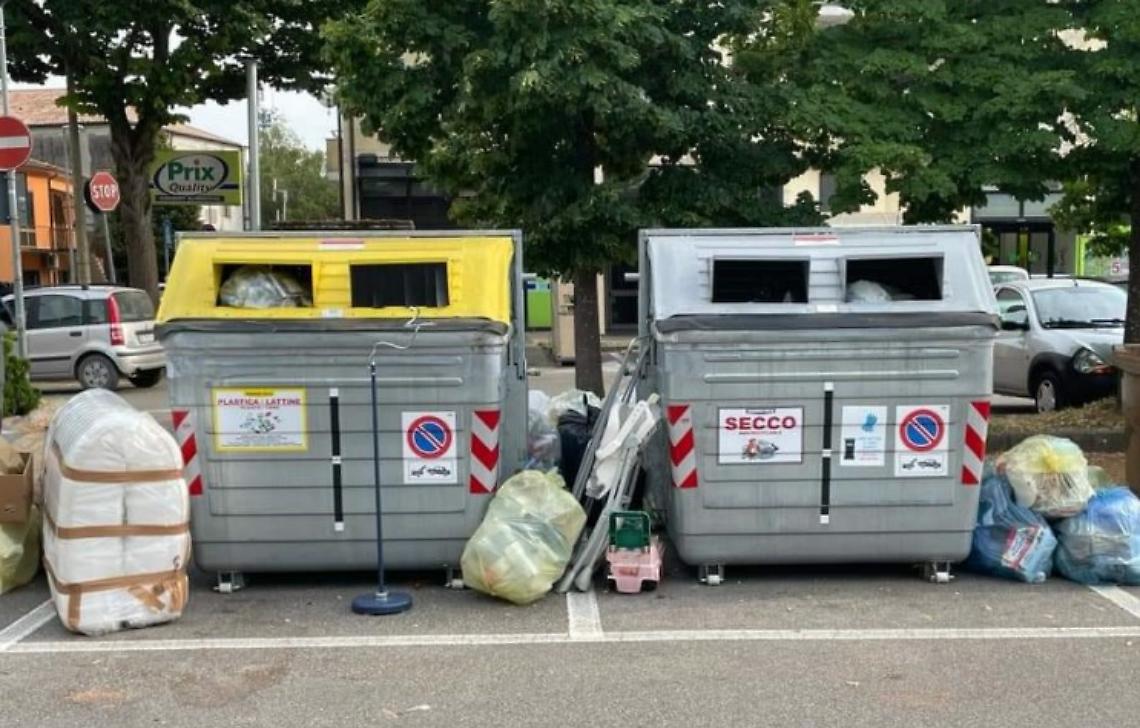 conselve rifiuti abbandonati
