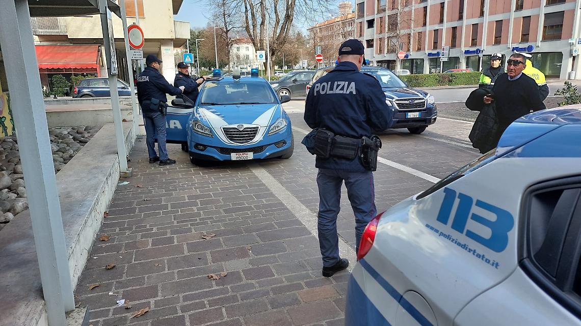 controlli polizia verona