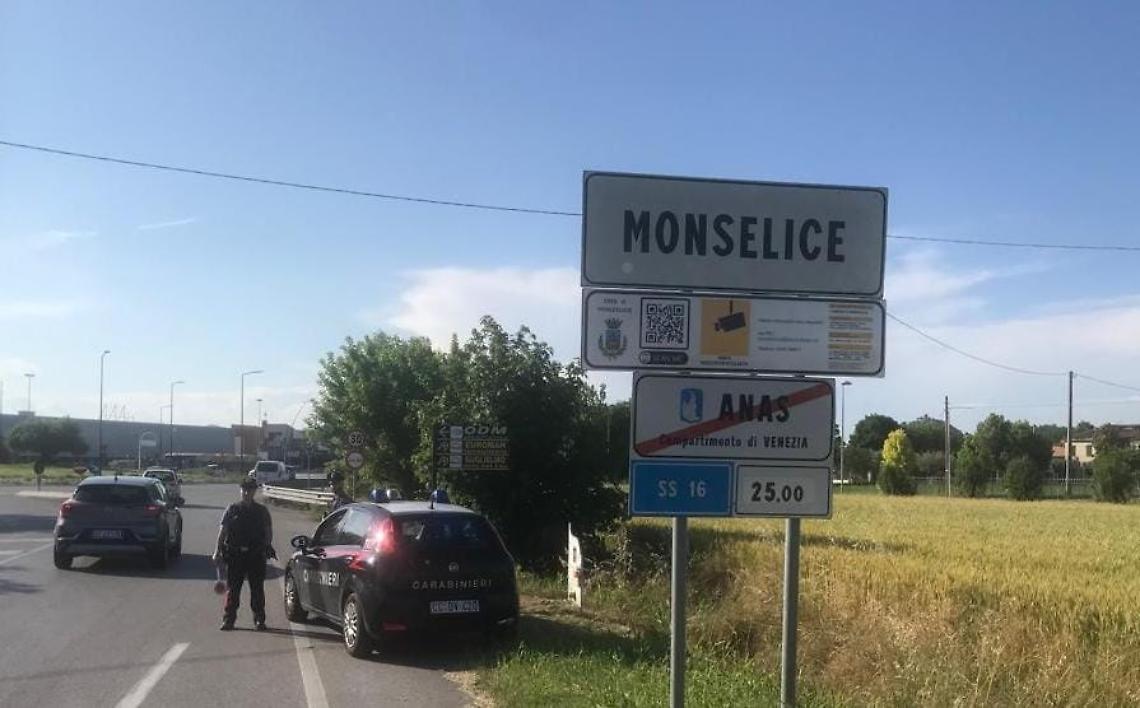 monselice furto appartamento