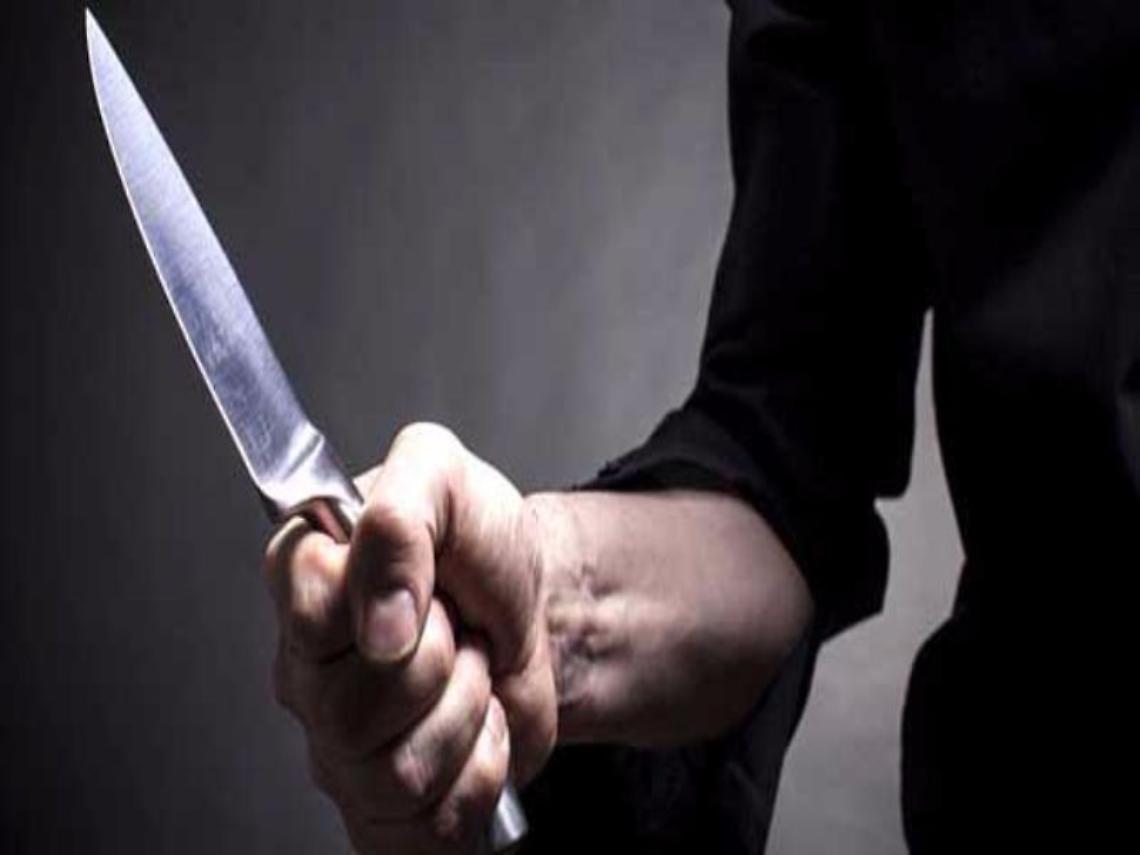 Aggressione in un bar di Adria: 80enne minaccia un invalido con un coltello, denunciato dai Carabinieri